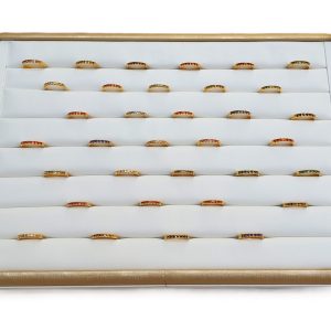 0500-AF - Bandeja Courino Branco Detalhes em Dourado com Fenda para Anéis - 35x25x6 cm
